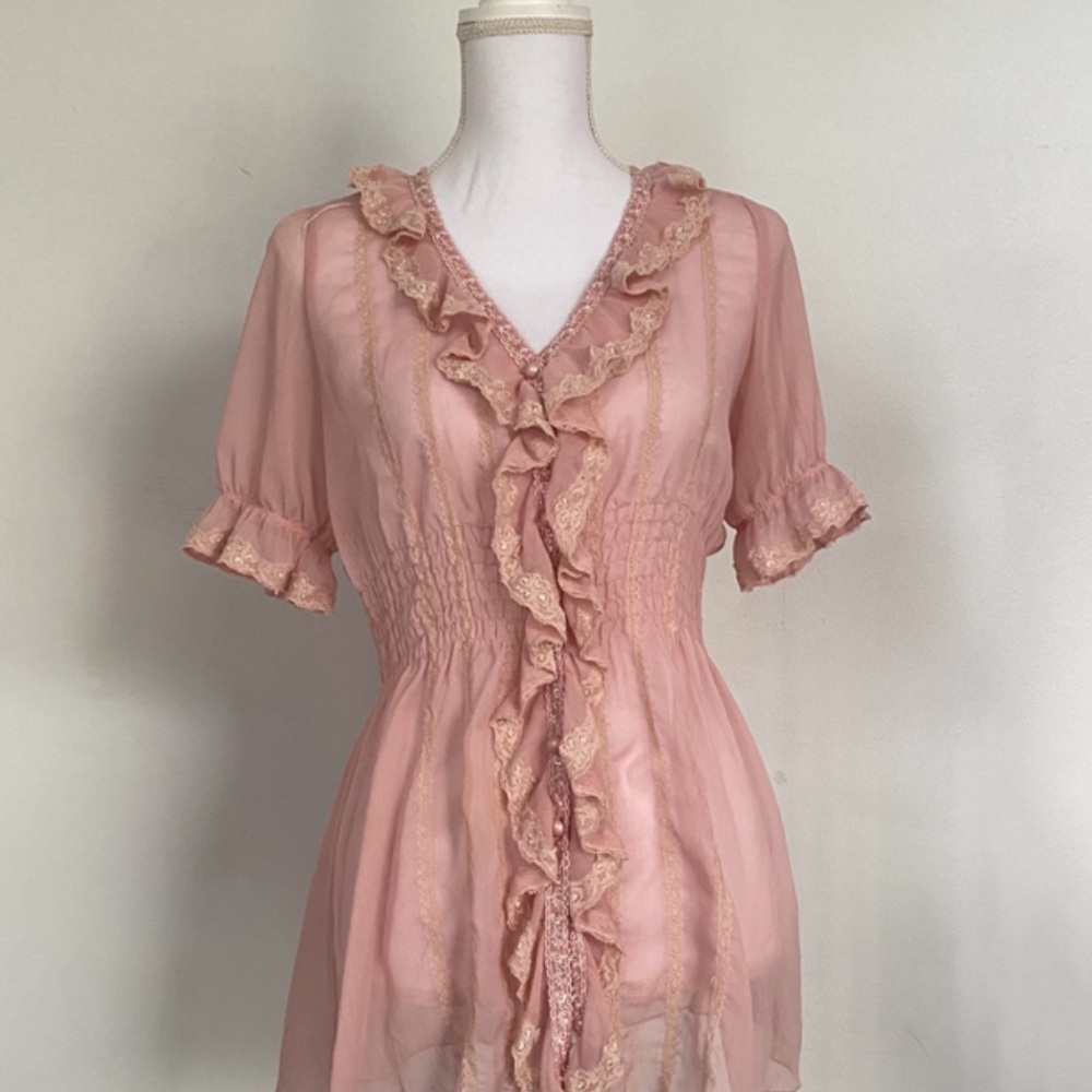 *SOLD** 🎀PINK LACE BLOUCE 🩰🎀